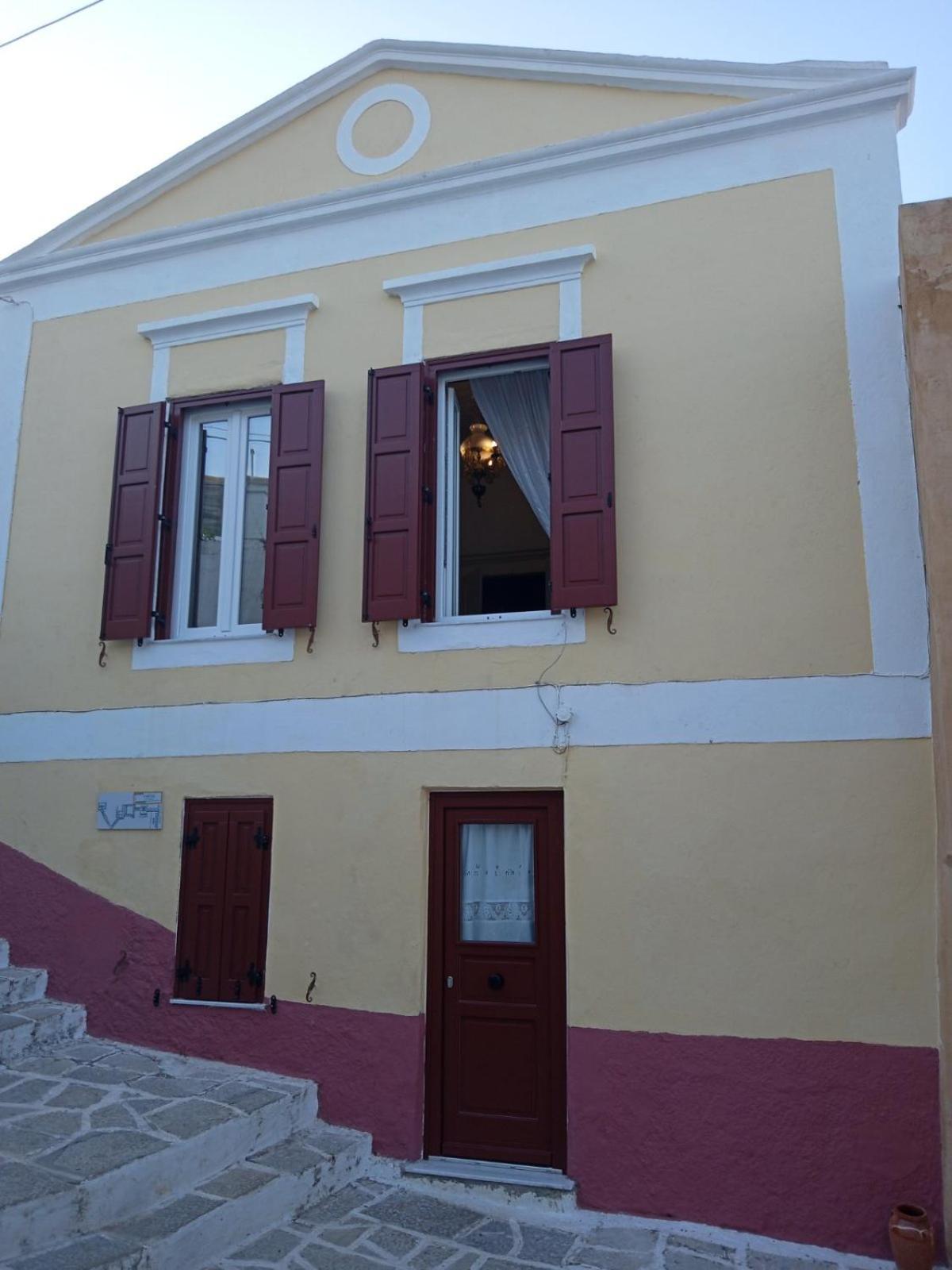 Marthas Traditional House Simi Exterior foto